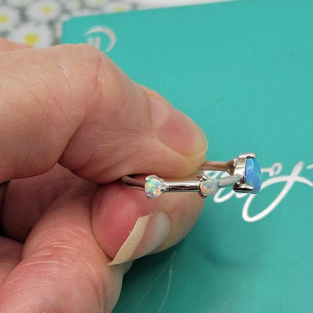 Beautiful Fire Opal Ring - image 3